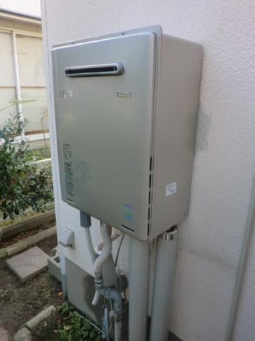 給湯器交換　新潟県新潟市　RUF-E2405SAWリンナイエコジョーズ給湯器